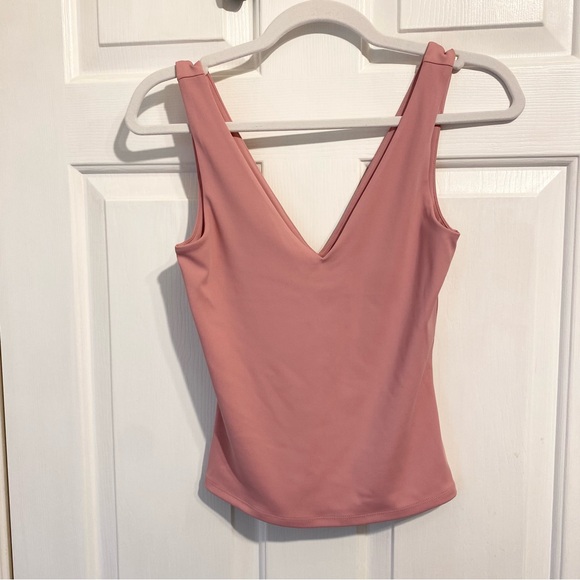 Express Tops - express - v neck body contour top